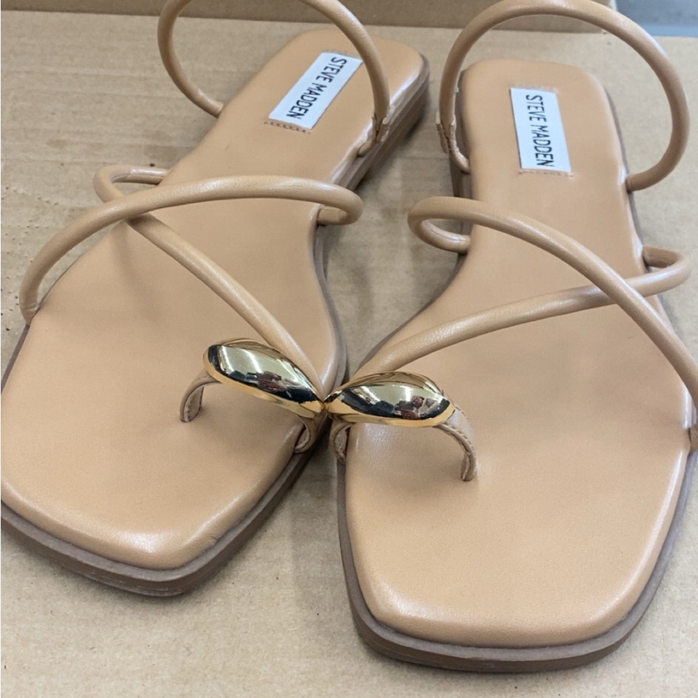 Steve Madden Gold Tan Sandals Sleek Strappy Design